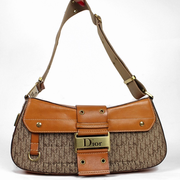 Dior Street Chic Columbus Shoulder Bag - Picture 1 of 14